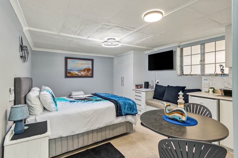 4 Bedroom Property for Sale in Gordons Bay Village Western Cape